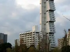 سرنوشت تلخ هتل سوفیتل توکیو: سازه‌ ماندگاری که زود از دست رفت + عکس