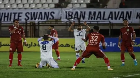 بازیکنان سرباز چشم انتظار صعود ملوان به لیگ برتر