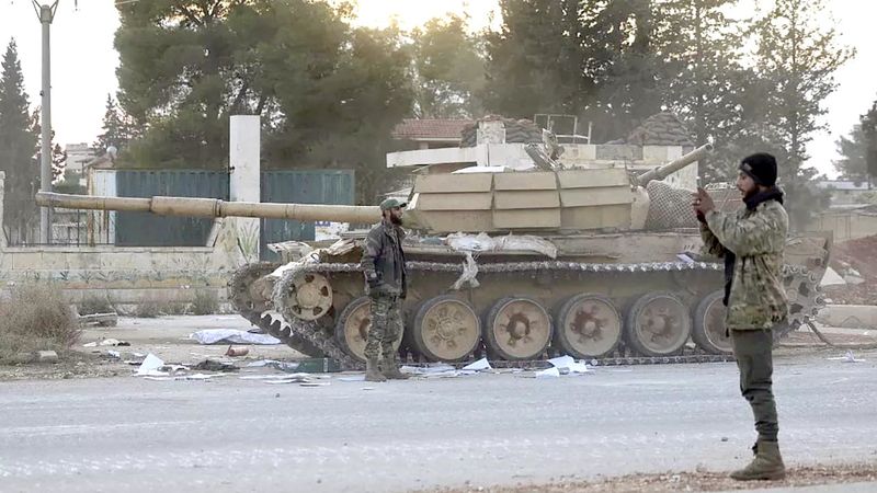شهر و فرودگاه حلب سقوط کرد / استان ادلب به دست مهاجمان افتاد