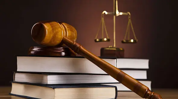اتهام خیانت برای یک زن تهرانی در دادگاه توسط شوهر سابقش / قاتل دروغ می گوید این زن پاک بود