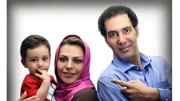 فیلم/ نگاهی به چیدمان منزل مجلل و سنتی «بهنام تشکر»، نصرتِ سریال پادری و همسرش/ از کابینت‌های سفید و مبلمان کلاسیک تا ظروف برنجی و تابلوهای هنری