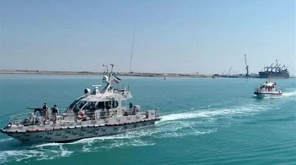 یک شناور حامل مواد مخدر در آبهای شمالی خلیج فارس توقیف شد