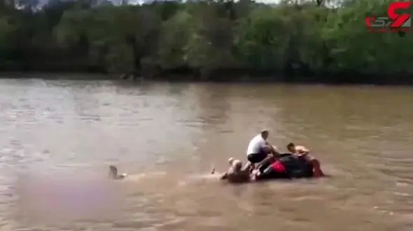 فیلم لحظه جان دادن یک زن در رودخانه