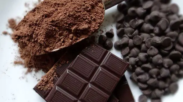 با شکلات تلخ به جنگ بیماری قلبی-عروقی بروید