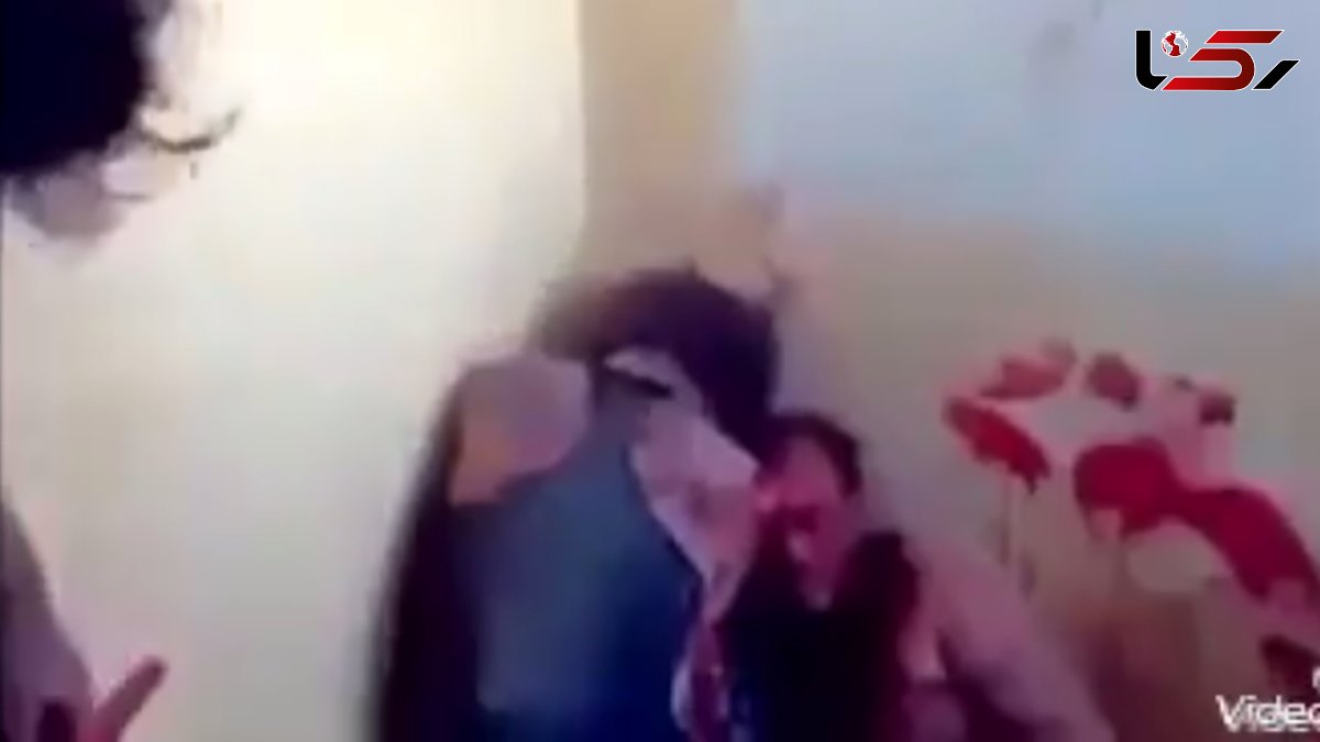 فیلم 16+ /  کتک زدن فجیع چند مرد افغان / اطلاعیه پلیس ایران