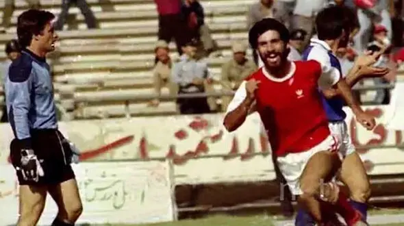 بزرگترین اشتباهم رفتن به پرسپولیس بود/ طرفداران دو تیم هیچ وقت به من بی احترامی نکردند 