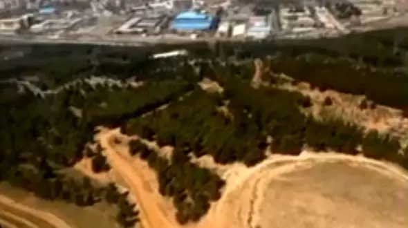 بازدید هوایی رئیس پلیس راهور از وضعیت پارک‌ها در روز طبیعت / فیلم