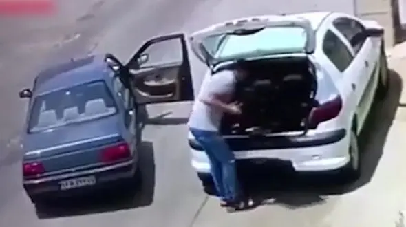 فیلم باورنکردنی سرقت خودرو در چند ثانیه در تهران