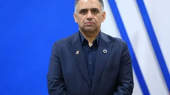 بازی با آینده کارگران/ مدیران ناکارآمد شستا، کارگران و کارفرمایان را در برابر هم قرار داده‌اند!