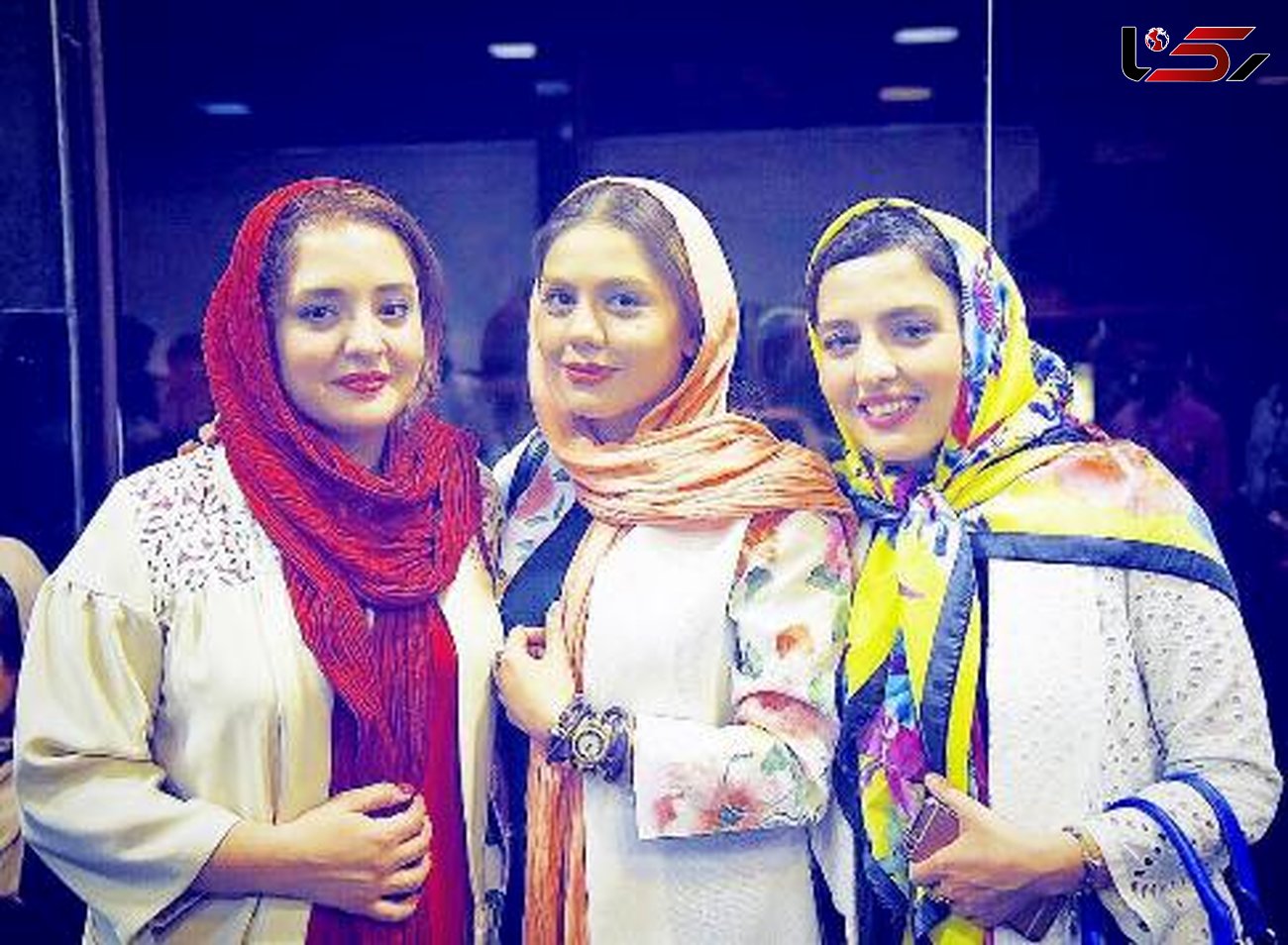 نرگس محمدی و خواهرش در کنار خانم بازیگر +عکس
