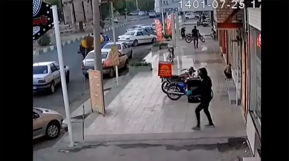 تصاویر تکان‌دهنده از سرقت مسلحانه از یک کلینیک زیبایی در دزفول / دستگیری سارق کلنیک زیبایی در شهرستان دزفول