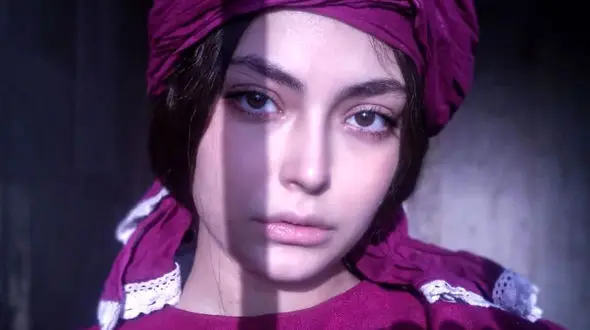 گل نسای سریال جیران با مینی اسکارف جدیدش