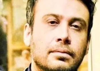 دانلود آهنگ یه شب مثل موج به دریا زدی از محسن چاوشی + متن کامل