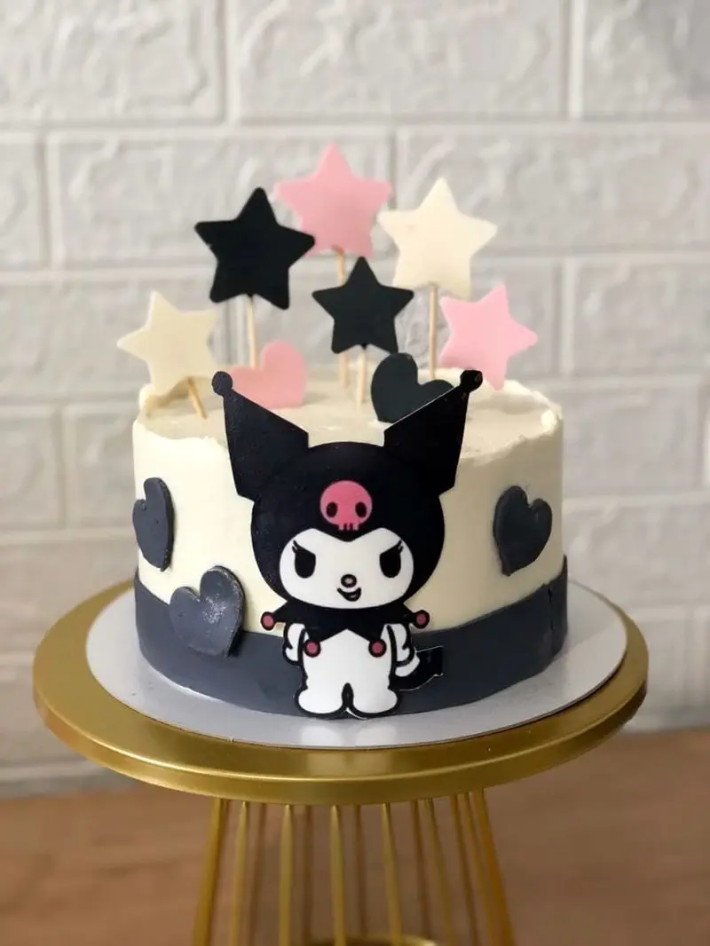 کیک تولد کرومی ساده