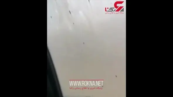 فیلم وحشتناک از داخل خودرو یک خانواده گرفتار در سیل شیراز 