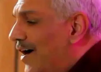 آواز مشهورا؛ مهران مدیری آهنگ محلی خونده جگرسوز فقط بیا و ببین چه میکنه مرد هزارچهره