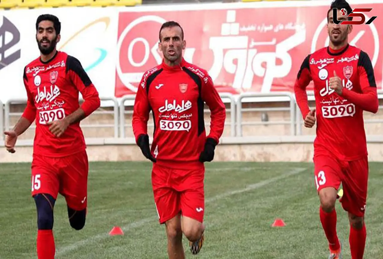 فاجعه در اردوی پرسپولیس/ مدافعان برانکو علیه یکدیگر!