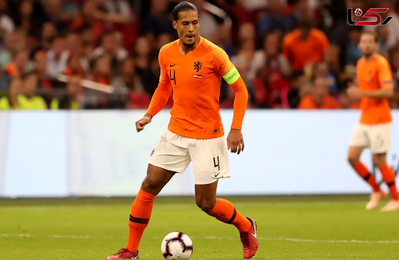 فراتر از مدافع / وقتی فن دایک درس فوتبال می دهد +ویدیو