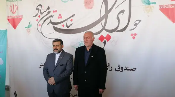 وزیر فرهنگ و استاندار تهران در محل اخذ رای + عکس و فیلم