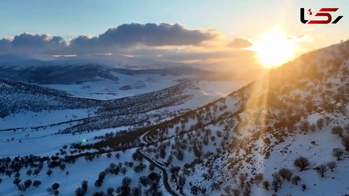 فیلم مسیر آبشار بیشه در غروب آفتاب