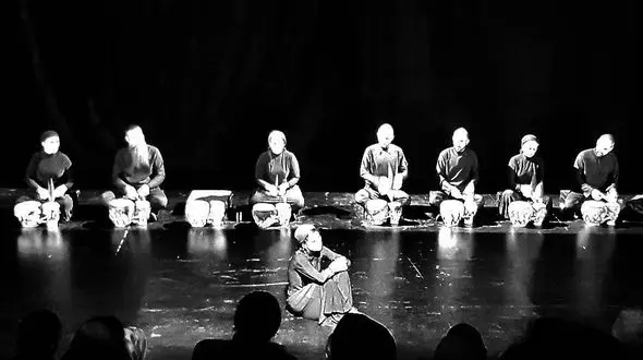 رونمایی از تیزر نمایشاسطوره می شوم