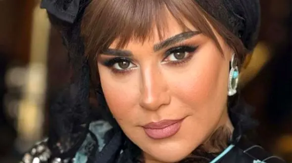 مانتوی طرح دار و فوق العاده شیک نسیم ادبی چقدر بهش میاد