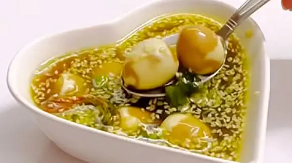 طرز تهیه یک غذای آسیایی خوشمزه و مقوی + فیلم