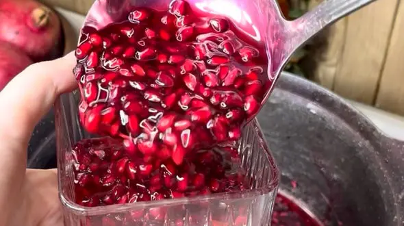 مربای انار خانگی چگونه درست کنیم؟ / فیلم