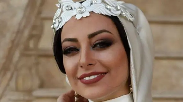 فیلم / نفیسه روشن : تا 6 ماه به من تبریک میگفتن که با پسرداییم ازدواج کردم و به عشق سابقم رسیدم