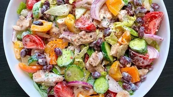 سالاد مرغ متفاوت 