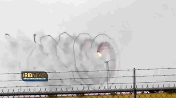 فیلم دیدنی از آتش سوزی توربین بادی در آمریکا / صاعقه توربین را از پای در آورد