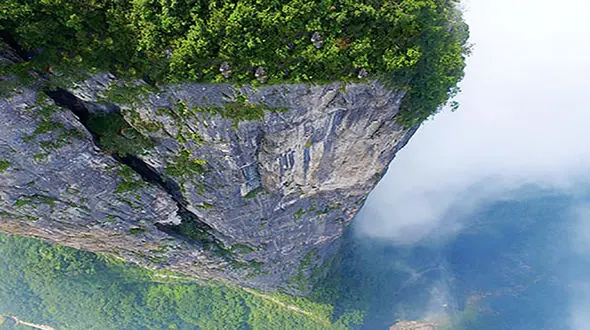 دوچرخه سواری با چاشنی مرگ + فیلم