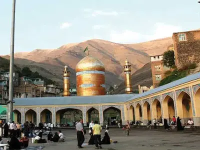 همه‌چیز درباره امامزاده داوود؛  آدرس و نکات پیش از سفر