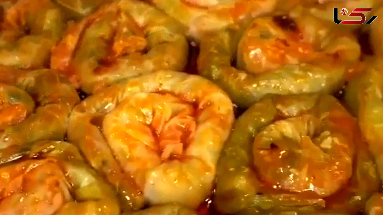 طرز تهیه دلمه کلم برگ + فیلم