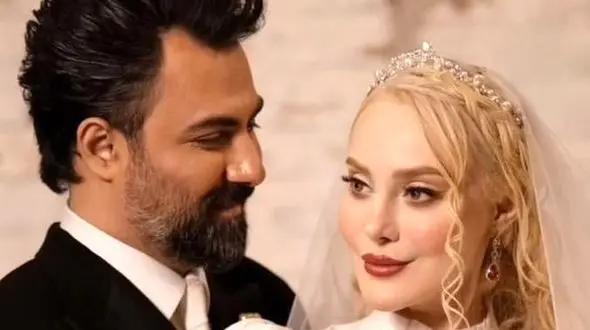 فیلم عاشقانه جذاب آرام جعفری  تازه عروس سینما با  داماد جوانتر از خودش قبل ازدواج  ! / بابک انصاری و آرام خانوم تو عروسی چقدر عوض شدن ...