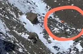 پیکر بی جان بانوی کوهنورد طاهره حاصلی در یخچال «کافر دره» دماوند پیدا شد + فیلم