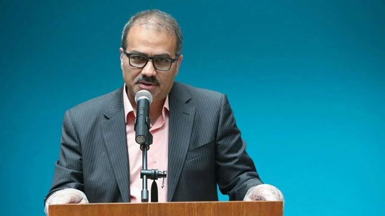 چهره جدید مجری معروف صدا و سیما در کنار یک دختر زیبا / مازیار ناظمی کیست ؟!