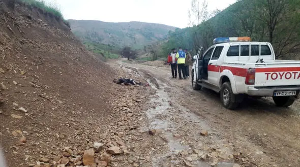  عملیات 5ساعته برای نجات فرد بیهوش در کوه های بی سرده محمود آباد