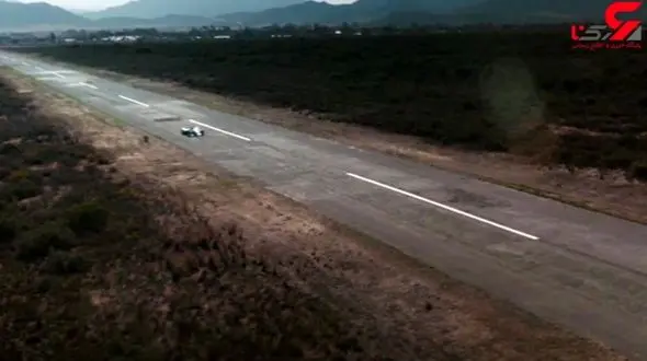 مسابقه عجیب یوزپلنگ با خودروی رالی بخاطر یک ساندویچ + فیلم و تصاویر