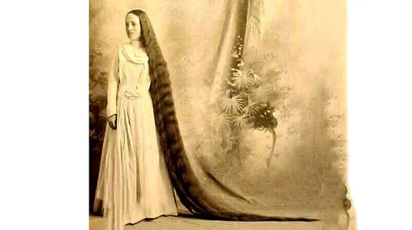 عجیب ترین زنان جهان با اعتیاد به چیزهایی باورنکردنی+تصاویر 