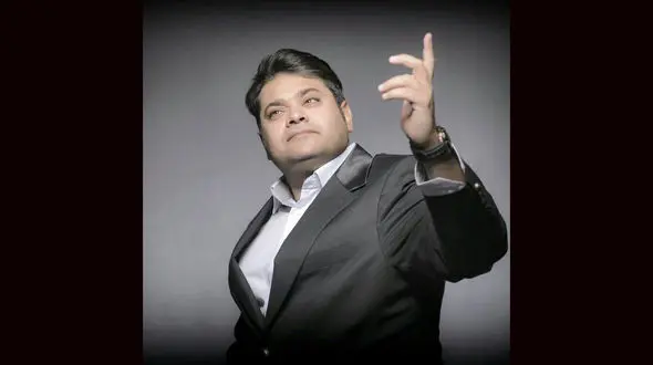 دردسر پزشکان برای درمان خواننده معروف موسیقی پاپ ایرانی 