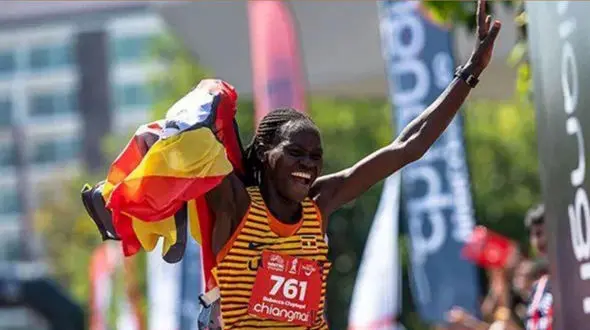 ورزشکار المپیکی توسط نامزدش زنده زنده به آتش کشیده شد