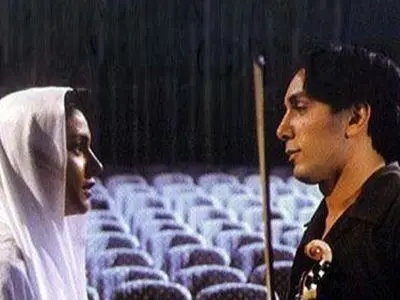 کارگردان پر پرواز: شادمهر برای بازی در این فیلم 15 میلیون تومان پول گرفت در حالیکه من...+فیلم