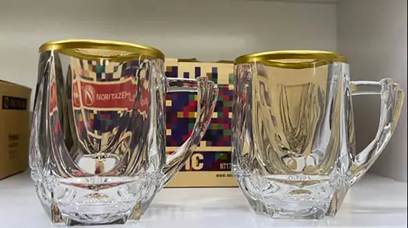 لیوان چای خوری لب طلا در طرح های اصیل ایرانی + مزایا و معایب 