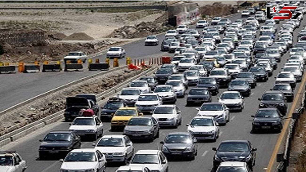 ترافیک سنگین در آزادراه کرج-تهران/ بارش برف و باران در خراسان رضوی