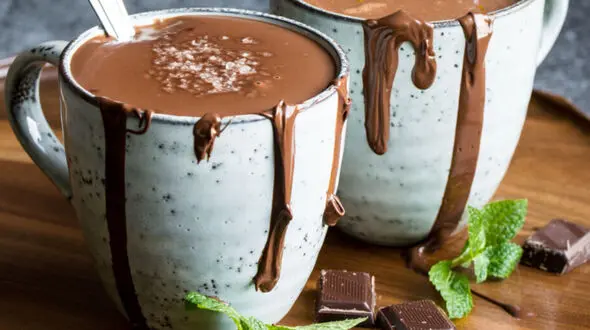 هات چاکلت نعنایی دارچینی + فیلم 