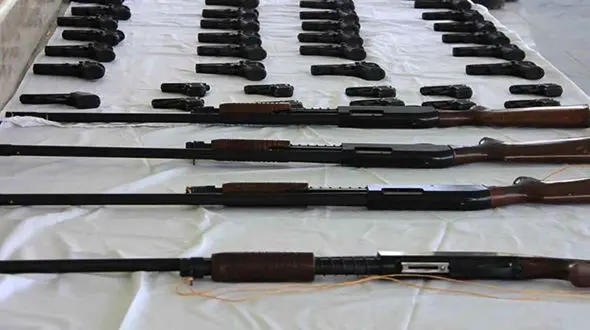 بازداشت 4 مرد با محموله سنگین مهمات جنگی در کردستان / تا دندان مسلح بودند