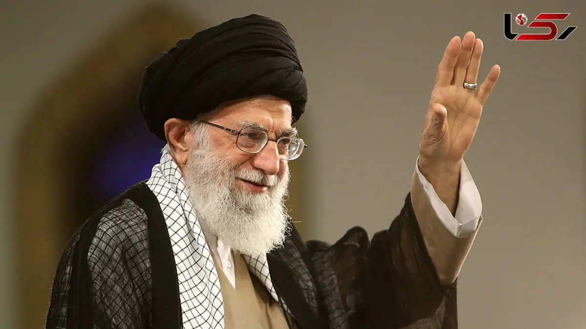 روایت برادر کوچکتر رهبر معظم انقلاب از زندگی خصوصی و کمکهای رهبری به ایشان+عکس