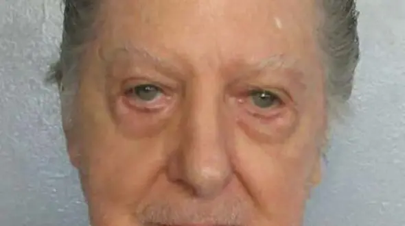 اعدام پیرمرد 83 ساله در زندان + عکس 
