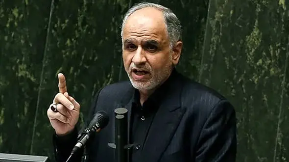 وزیر دادگستری از مجلس کارت زرد گرفت / رحیمی: وزارت دادگستری هیچ دخالتی در پرونده‌های قضایی ندارد